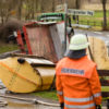Umgestürzt: 4000 Liter Flüssigdünger flossen anschließend durch Hasperde (Foto: n112.de/Stefan Hillen)